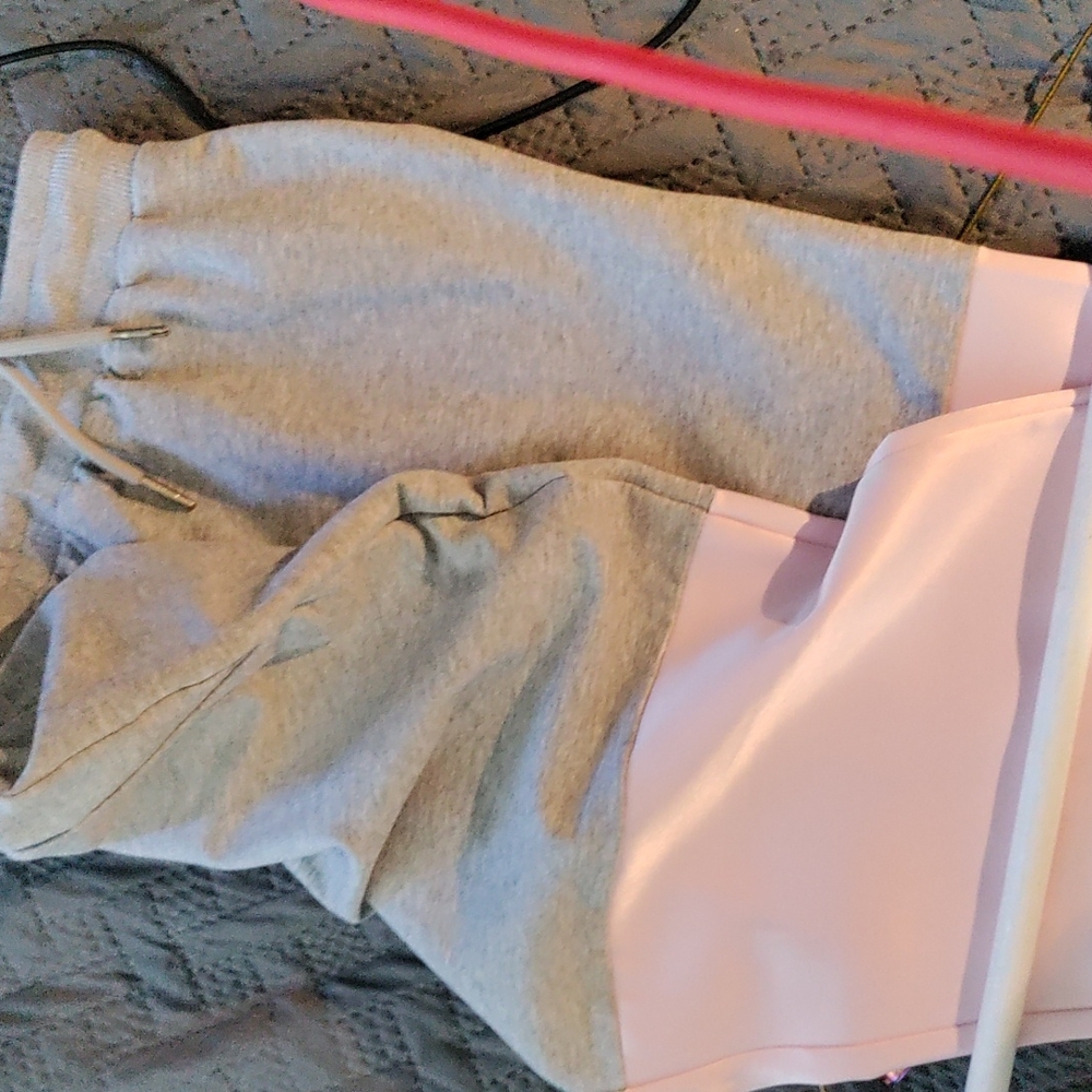 Sweat pants